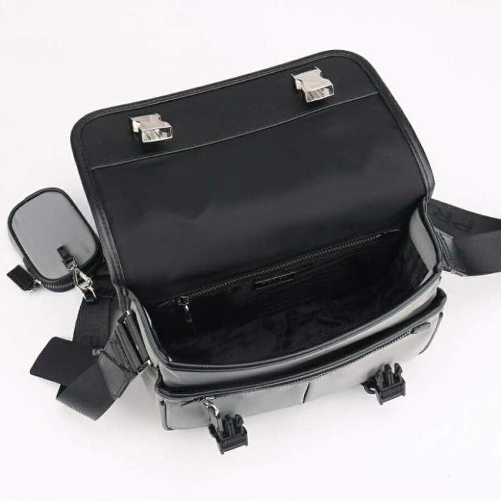 Picture of Prada Mens Bags _SKUfw167297770fw